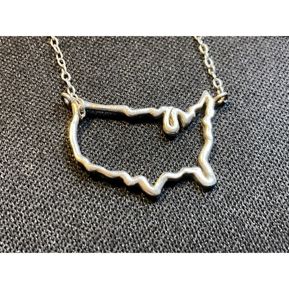 925 Sterling Silver United States 16in Necklace